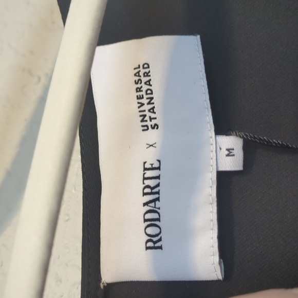 Rodarte x Universal Standard short ruched sleeve black midi sheath dress - Picture 7 of 13